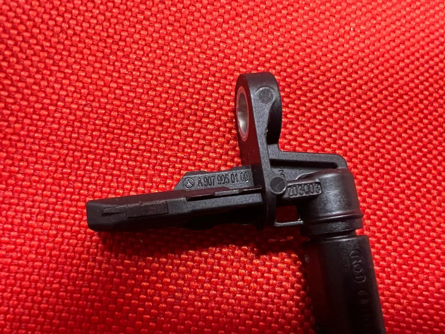 Mercedes Sprinter W907 ABS Raddrehzahlsensor Vorne Links Rechts A9079050100 NEU