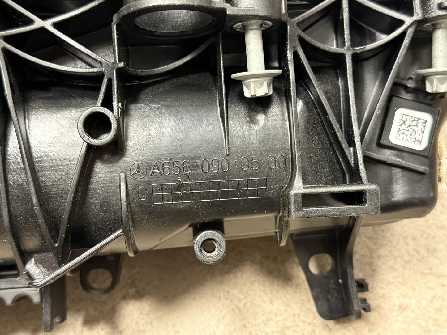 Mercedes Benz OM656 Ansaugbrücke Ladeluftverteiler A6560900500 NEU