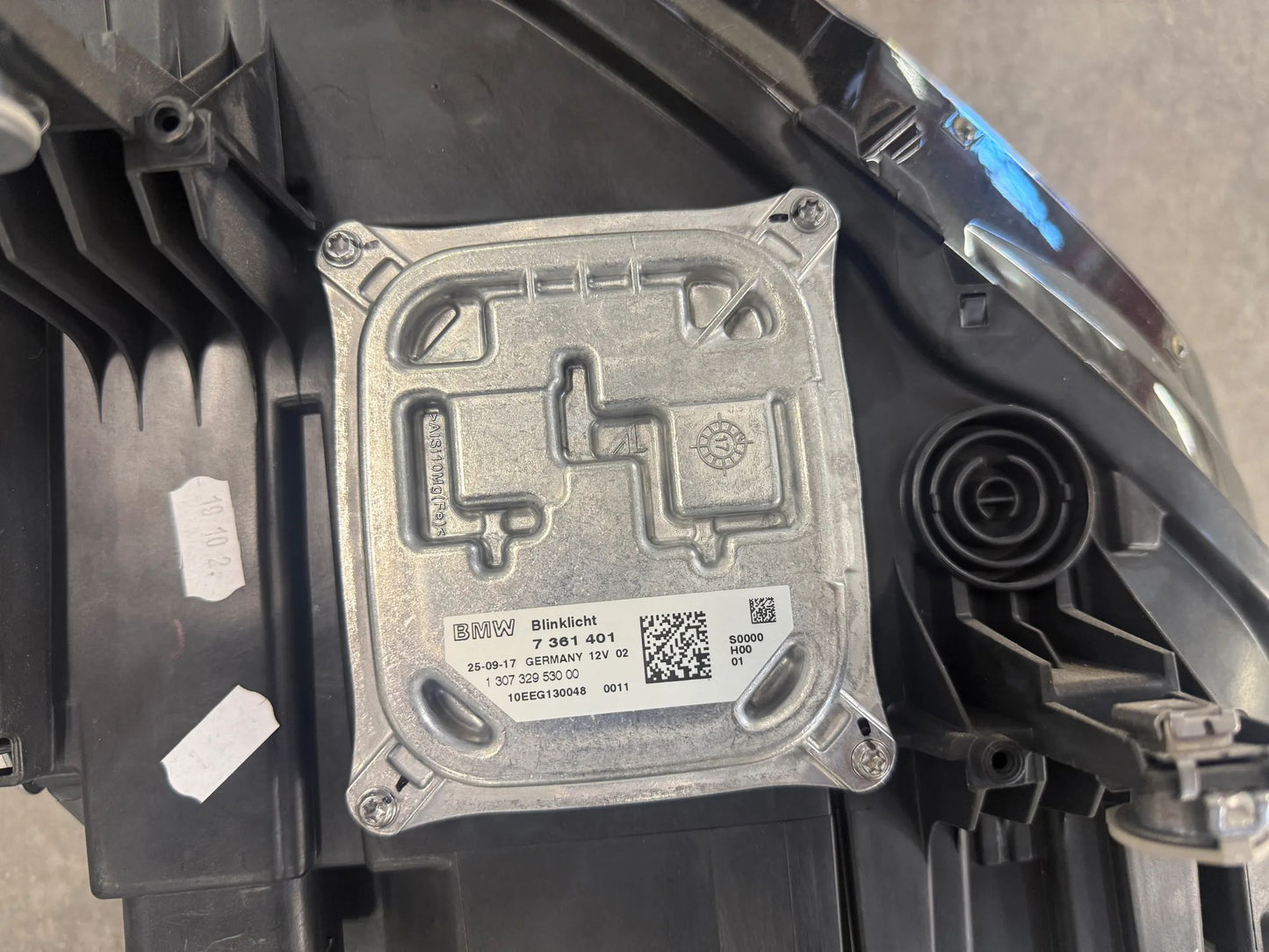 Original BMW i12 i15 i8 LED Scheinwerfer mit Steuergerät mit Blinklicht 2707363