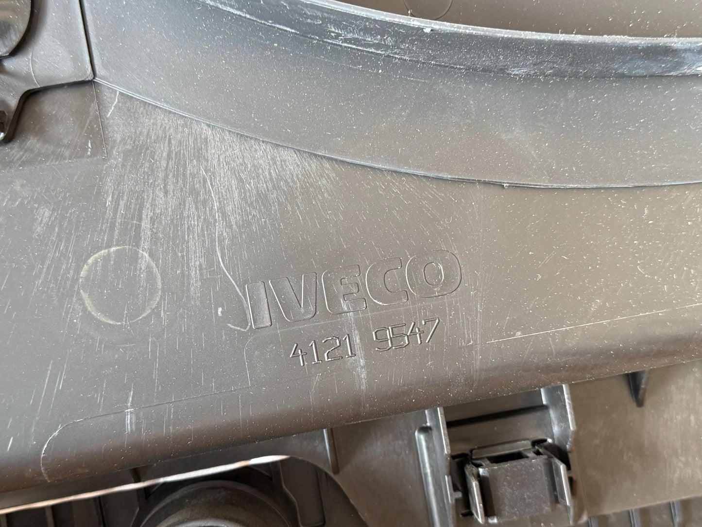 ORIGINAL Iveco Wasserkühler 41218105 NEU