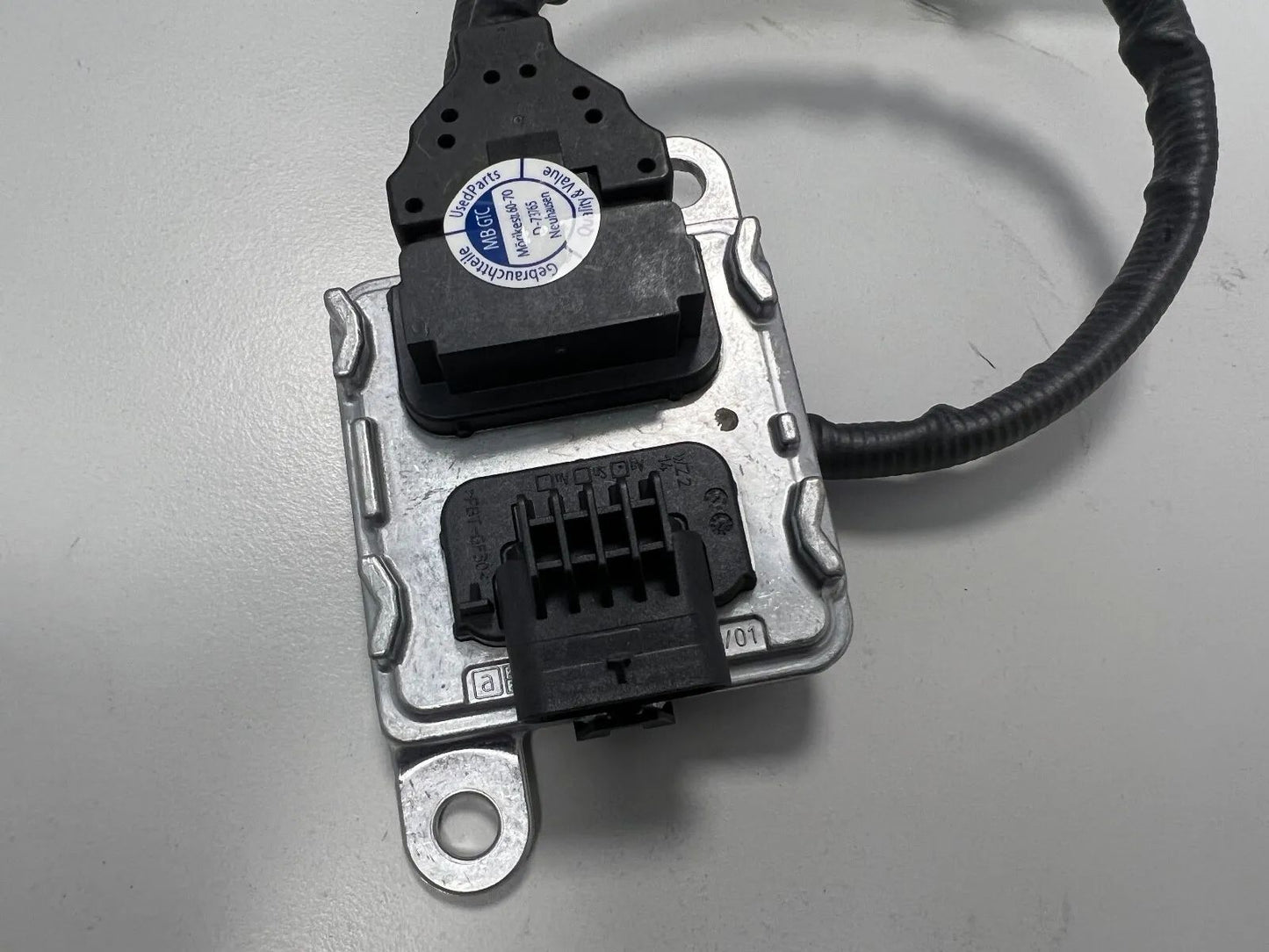 ORIGINAL Mercedes Benz NOx Sensor Lambdasonde A0009050914 NEU