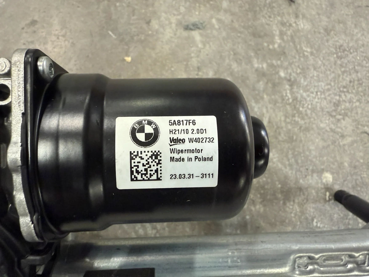 Original BMW 7er G70 Gestänge Scheibenwischer mit Motor 5A7F144 NEU