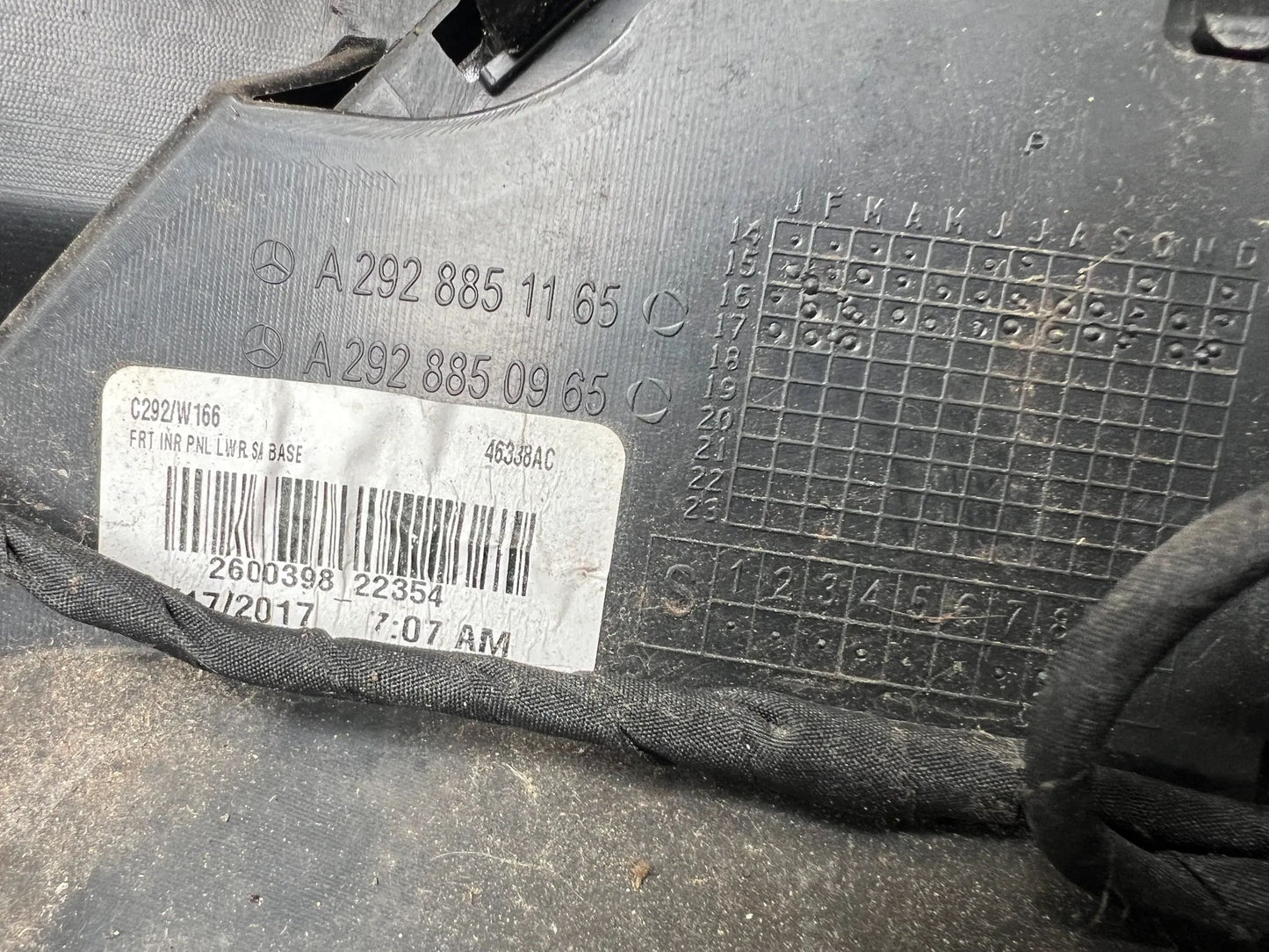 Original Mercedes Benz ML/GLE/GL W166 Stoßstange Stoßfänger vorne 9040 Schwarz