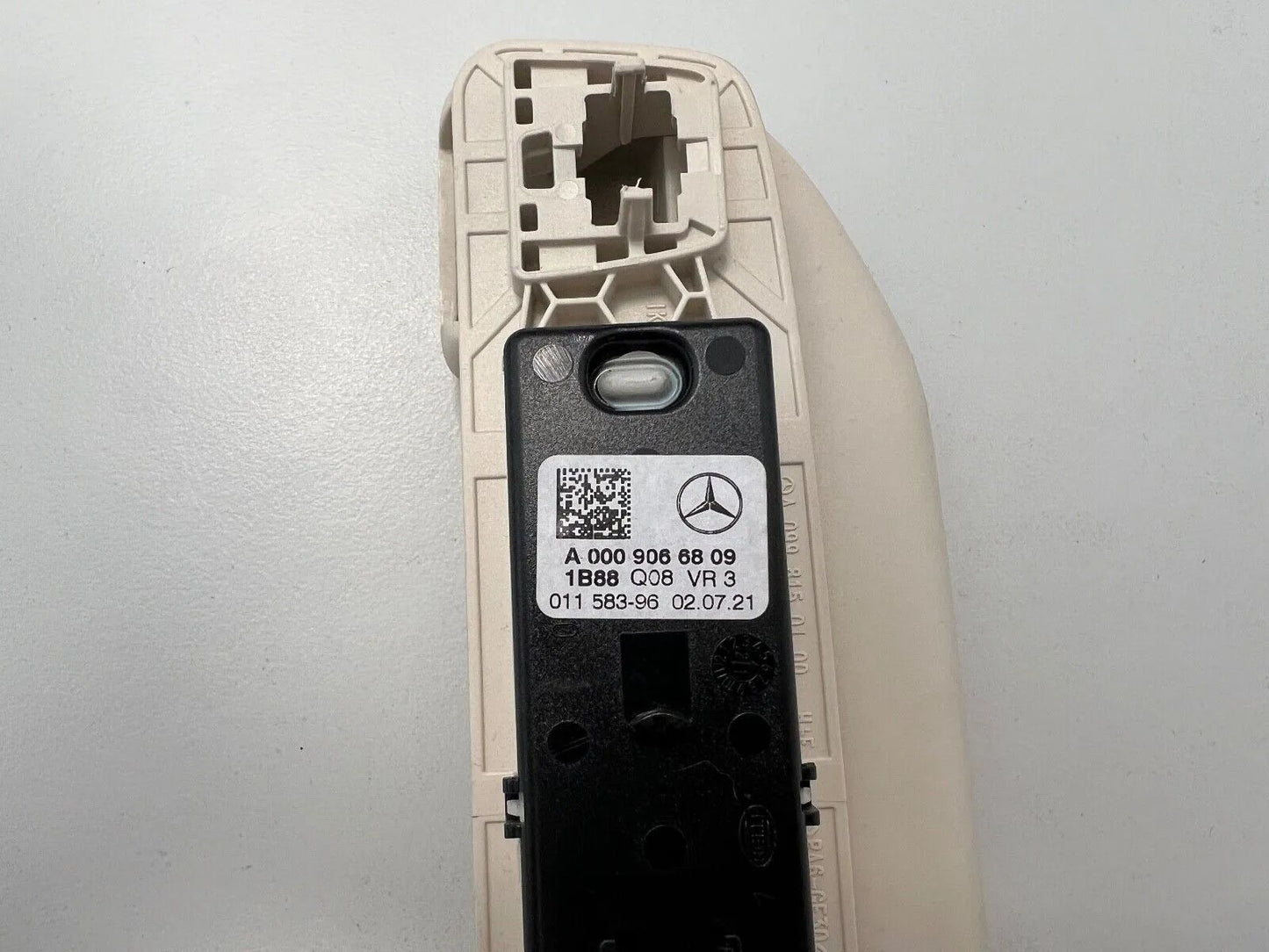 ORIGINAL Mercedes Benz V-Klasse W447 Innenraumleuchte Haltegriff RE A0009066809