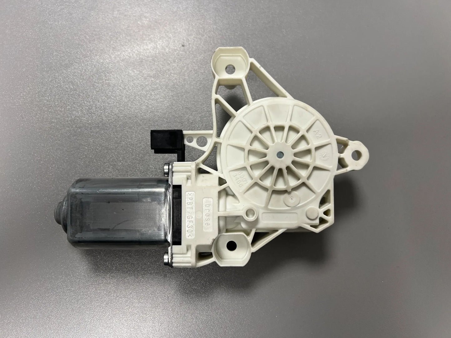 ORIGINAL Mercedes Benz Getriebemotor Fensterheber A0009065008 NEU