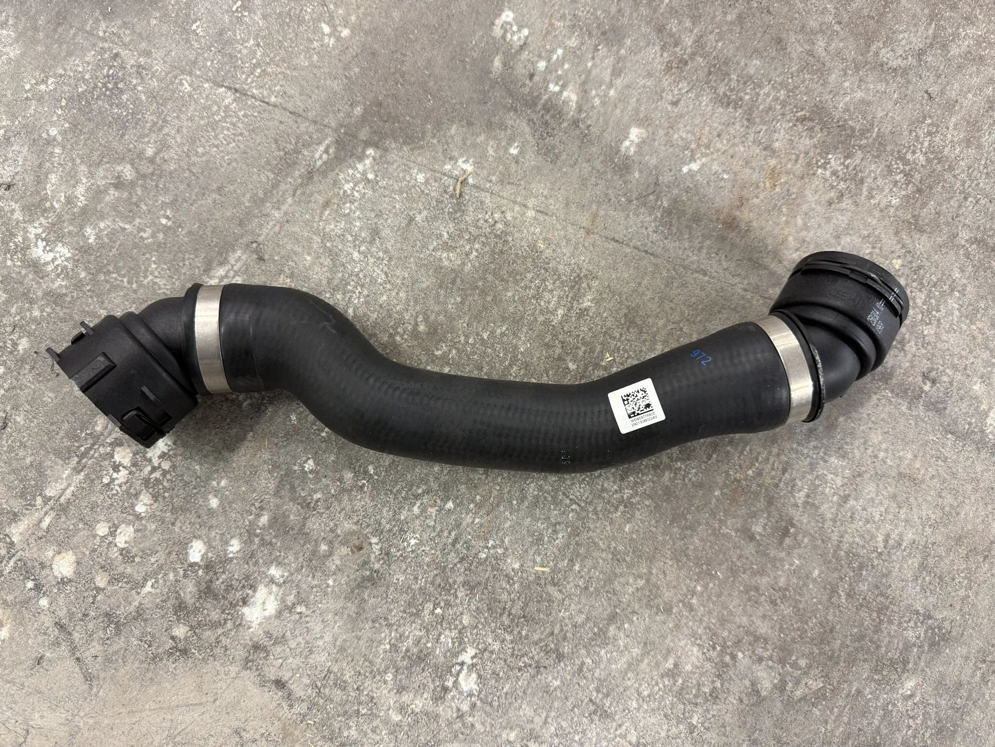 Original BMW Schlauch Kühlmittelkühler 8597748 NEU