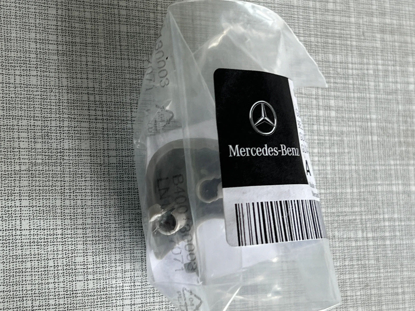 Original Mercedes-Benz W167/213/222/463 Gurtführung Links hinten A2228680822 NEU