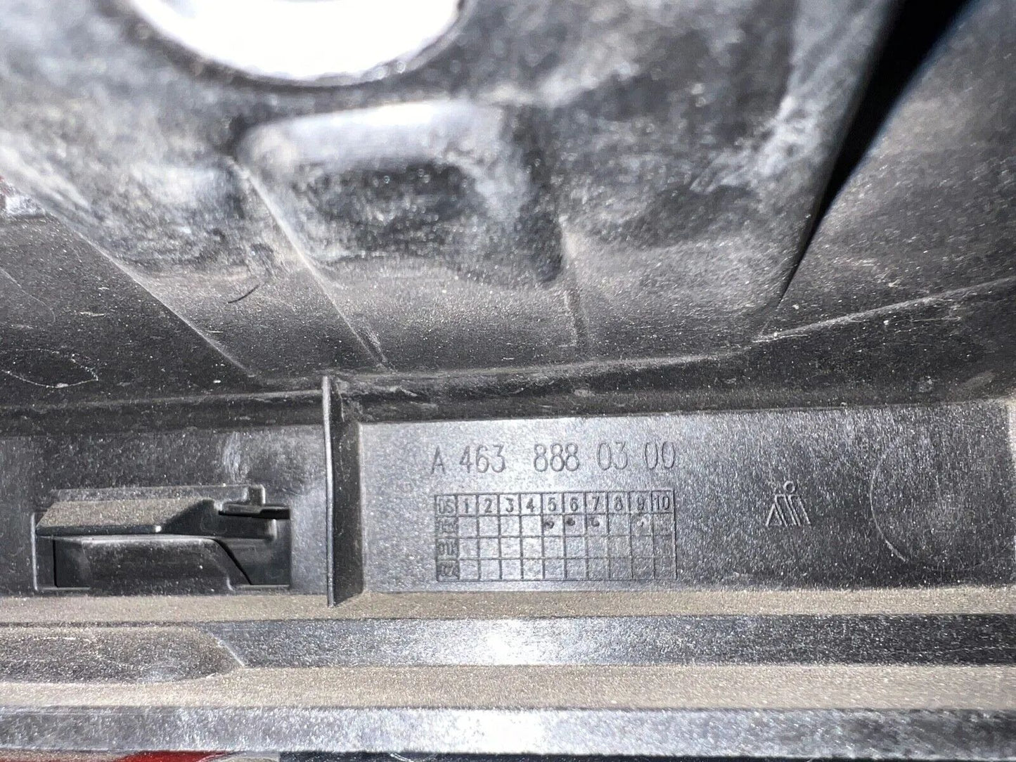 ORIGINAL Mercedes Benz G-Klasse W463 Kühlerverkleidung A4638880400/A4638880300
