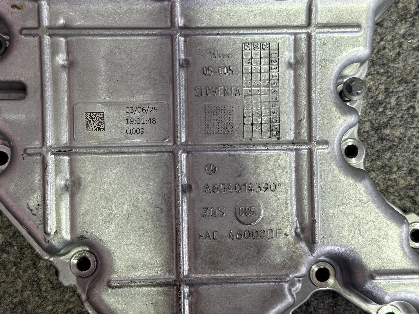 ORIGINAL Mercedes Benz Ölwanne A6540143901 NEU