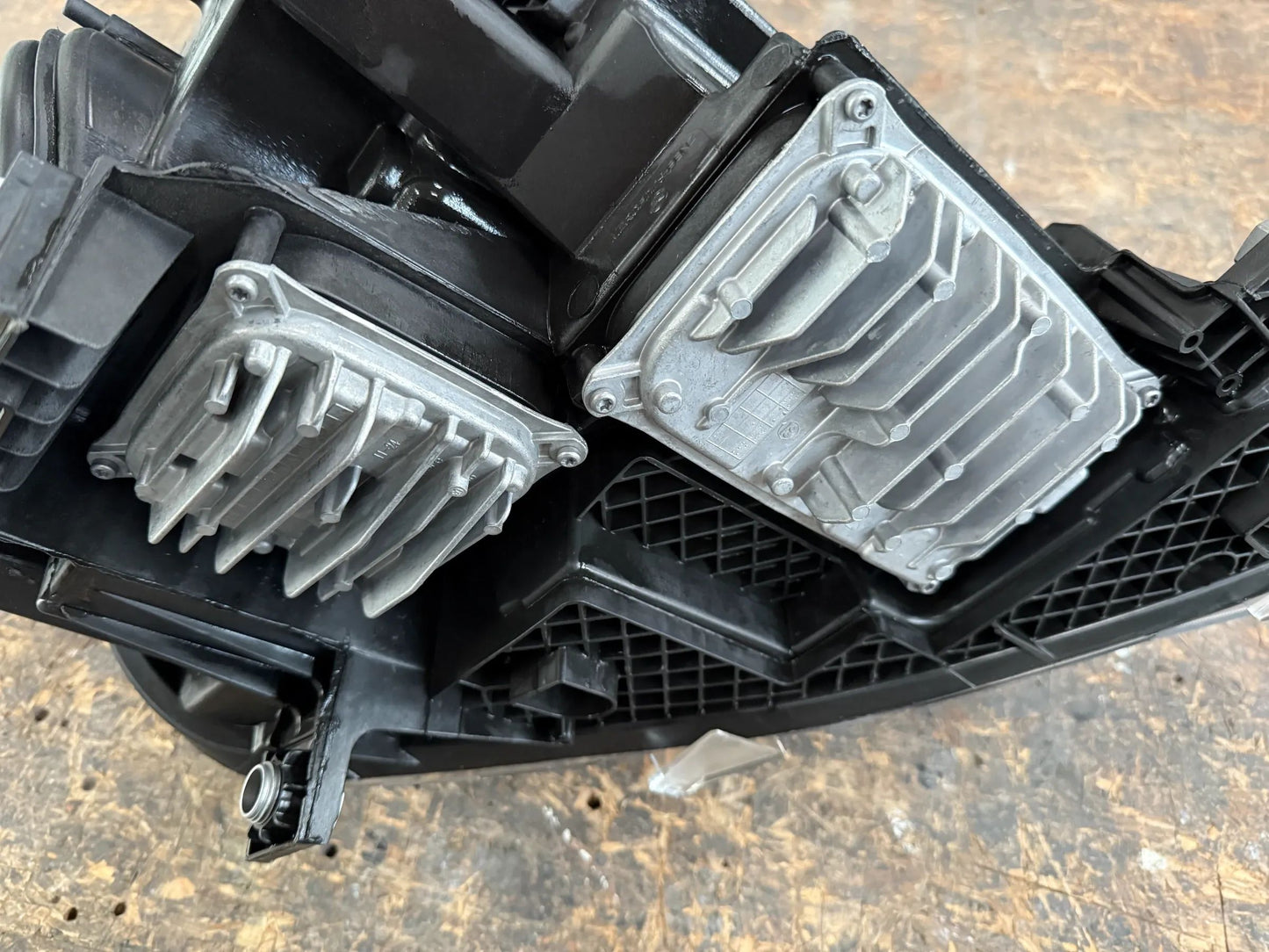 Mercedes-Benz V-Klasse/Vito W447 Frontscheinwerfer Links LED A4479063201 NEU
