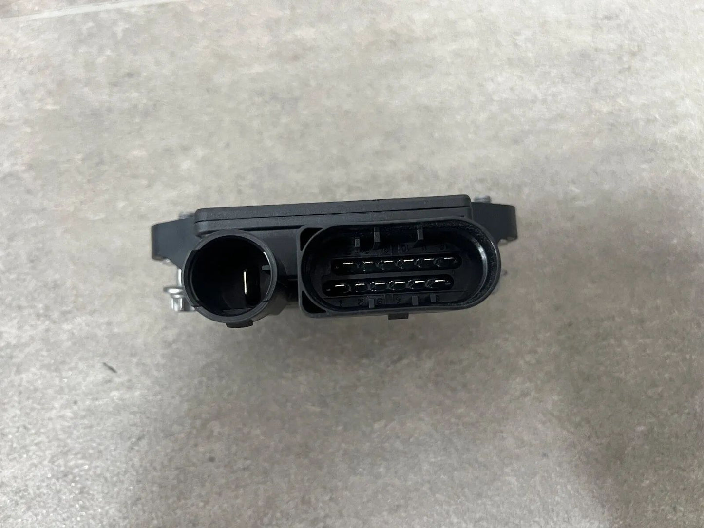 Mercedes OM654 Vorglührelais Glühkerze Relais Steuergerät A6549006800 NEU