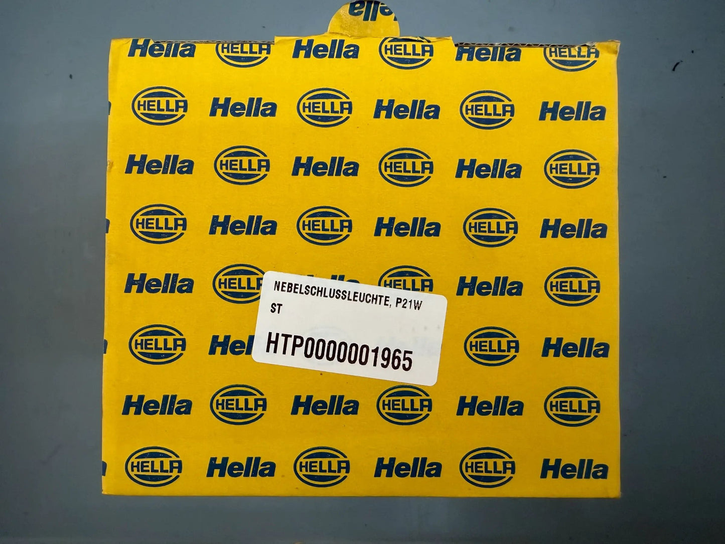 Original Hella Nebelschlussleuchte 2NE 001 423-011 NEU