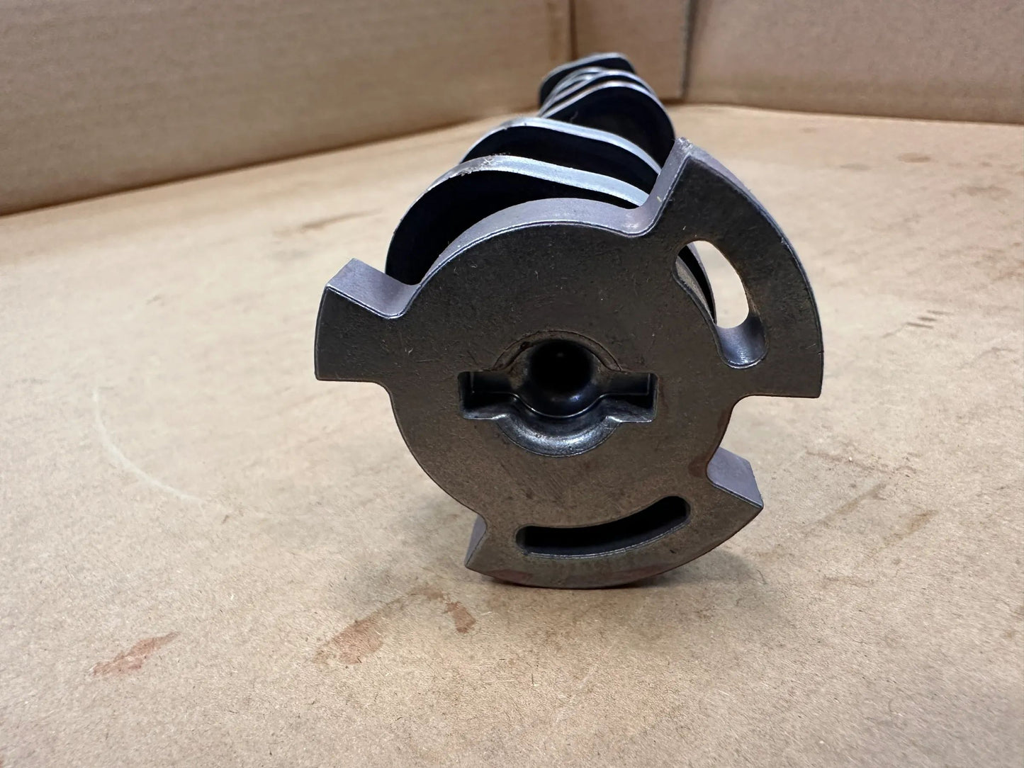 Original BMW Nockenwelle 8669205 NEU