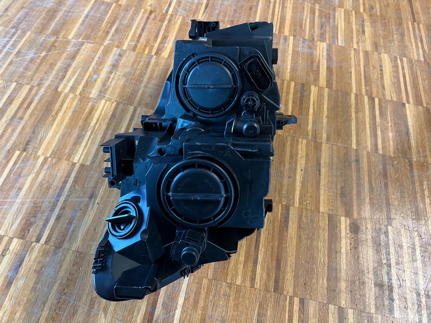 Original Mercedes-Benz CLA C117 X117 Scheinwerfer A1178200261