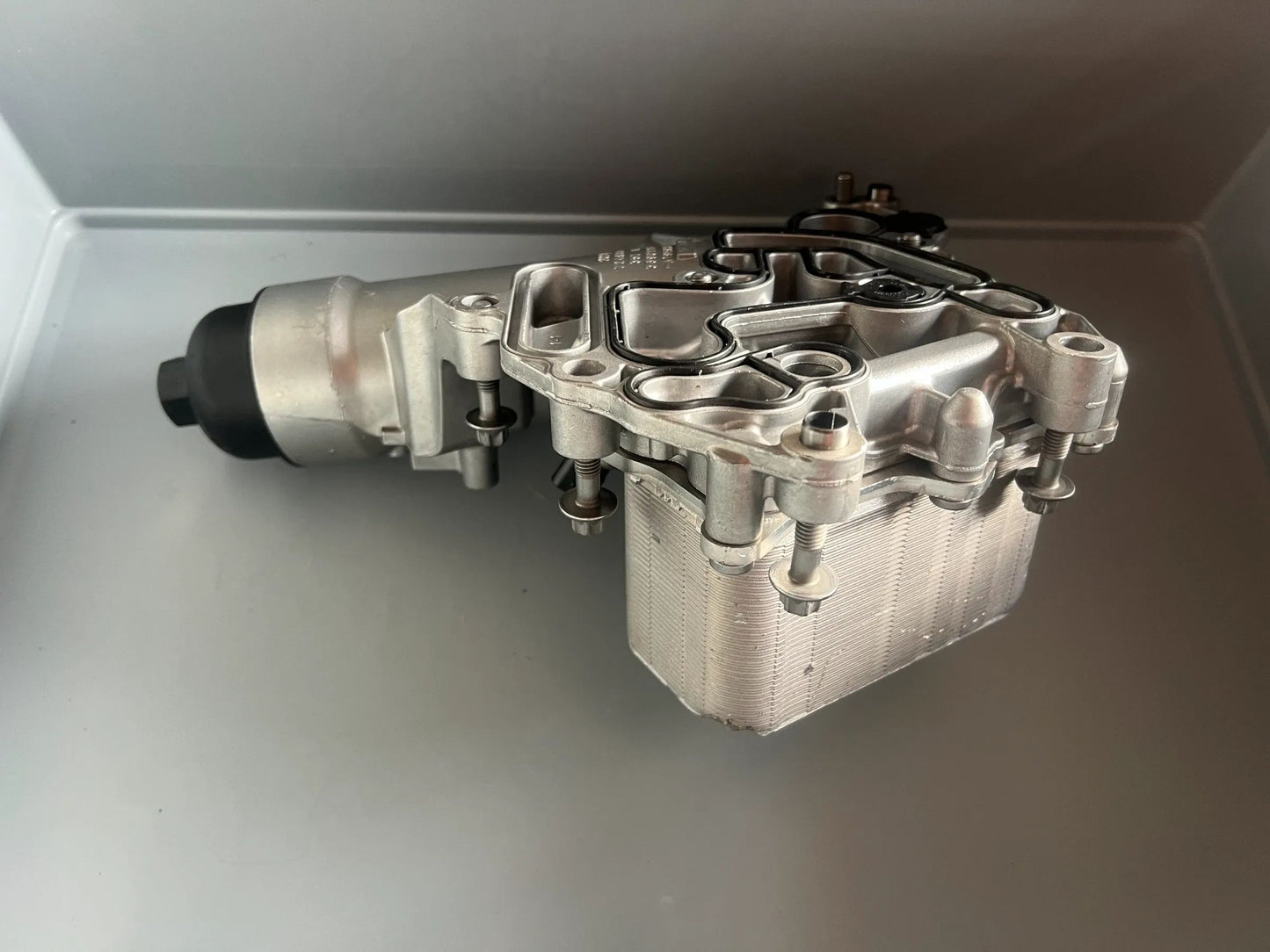 Original Mercedes-Benz Ölkühler mit Ölfilter A6561804400 OF308-08 NEU