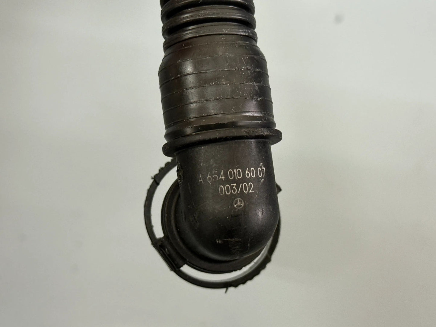 Original Mercedes Benz Entlüftungsschlauch A6540106007 NEU