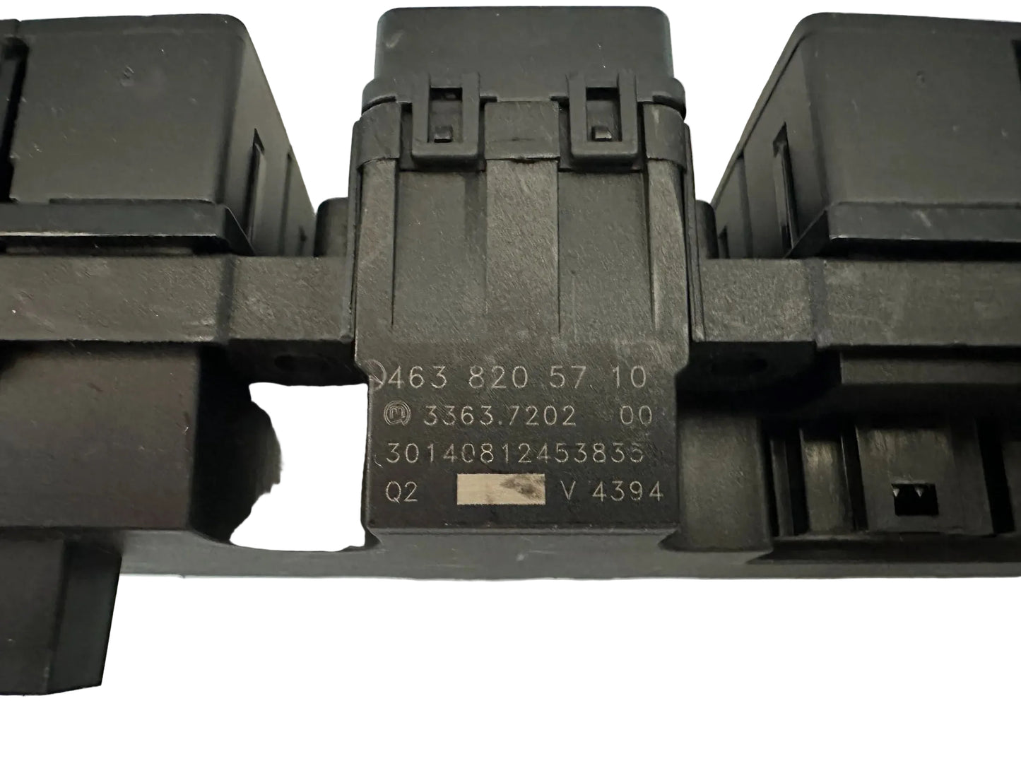 Original Mercedes Benz G-Klasse W463 Schalterblock A4638205710 NEU