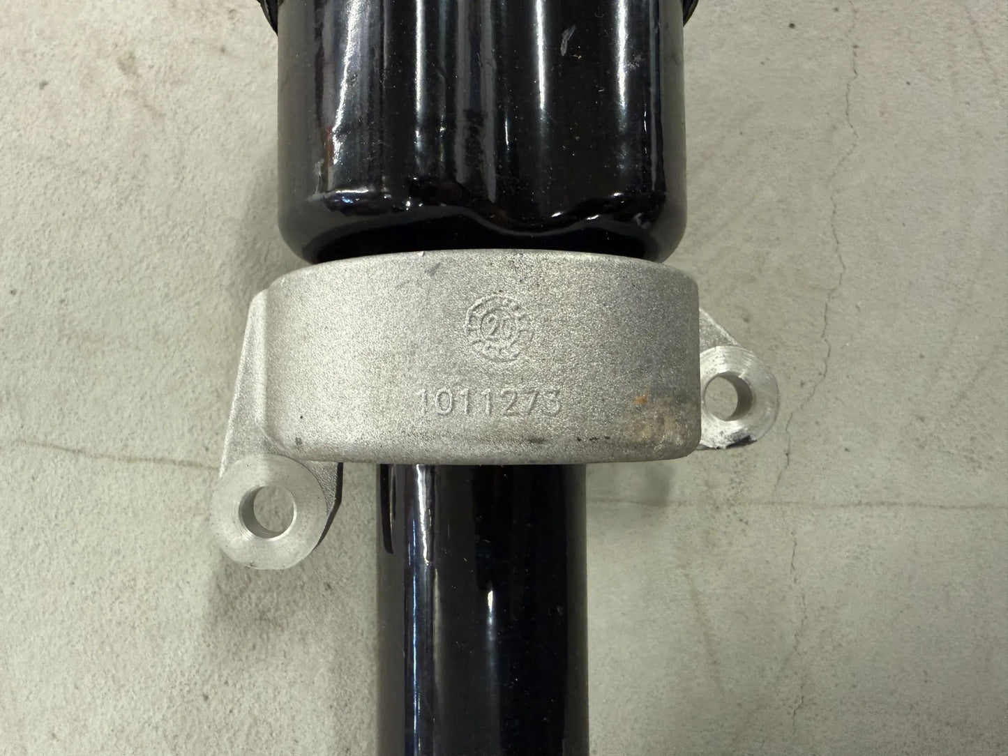 Original BMW i12 i15 i8 Abtriebswelle hinten rechts 8611320 33208611320 NEU
