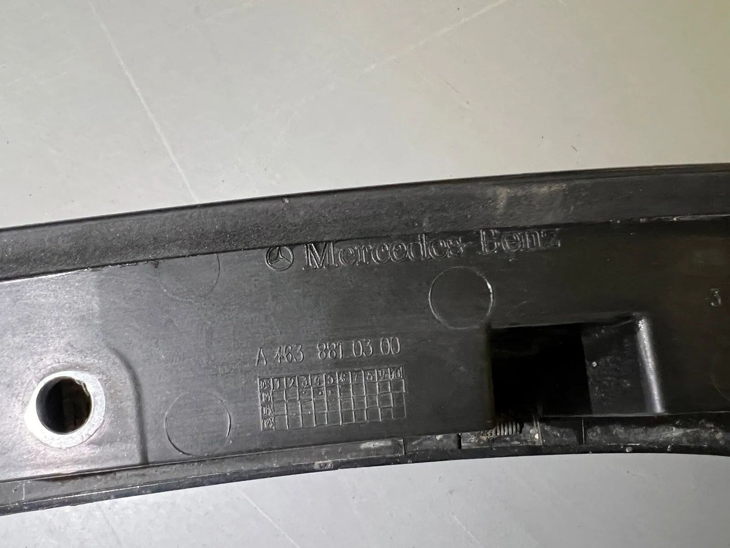 ORIGINAL Mercedes Benz G Klasse W463 Verbreiterung A4638810300 vo links Schwarz