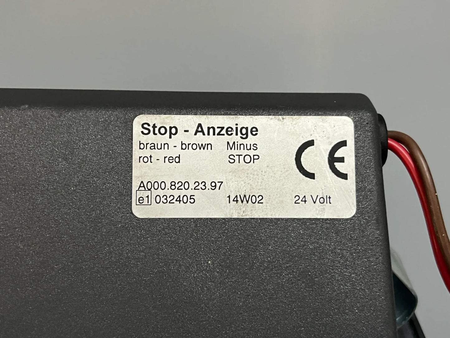 Original Mercedes-Benz STOP-Anzeige A0008202397 NEU