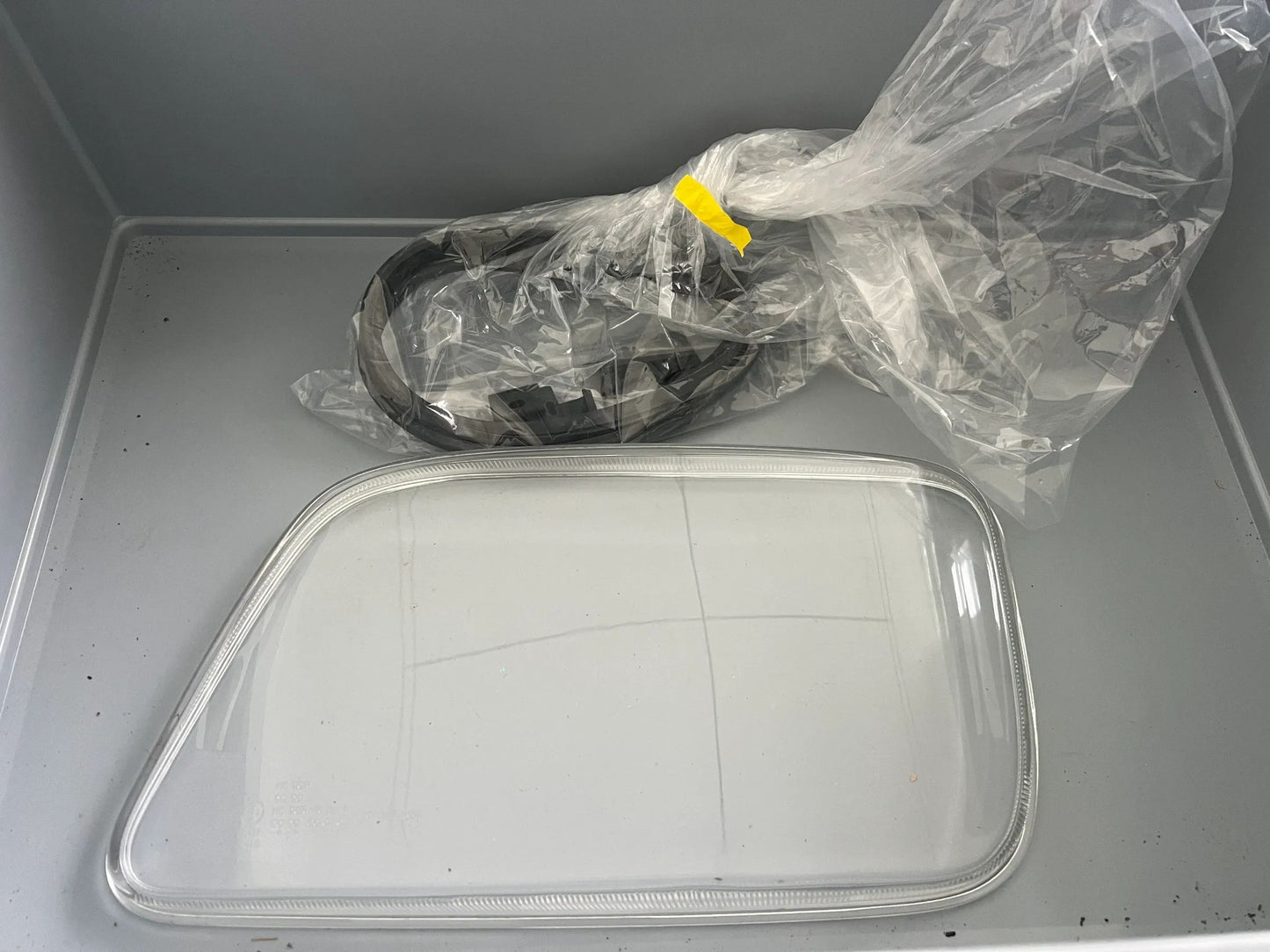 Original Mercedes-Benz Actros Teilesatz Lichtscheibe A0008264710 NEU