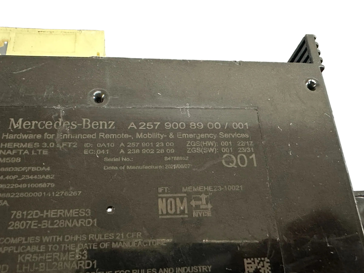 Original Mercedes-Benz Steuergerät A2579008900 NEU