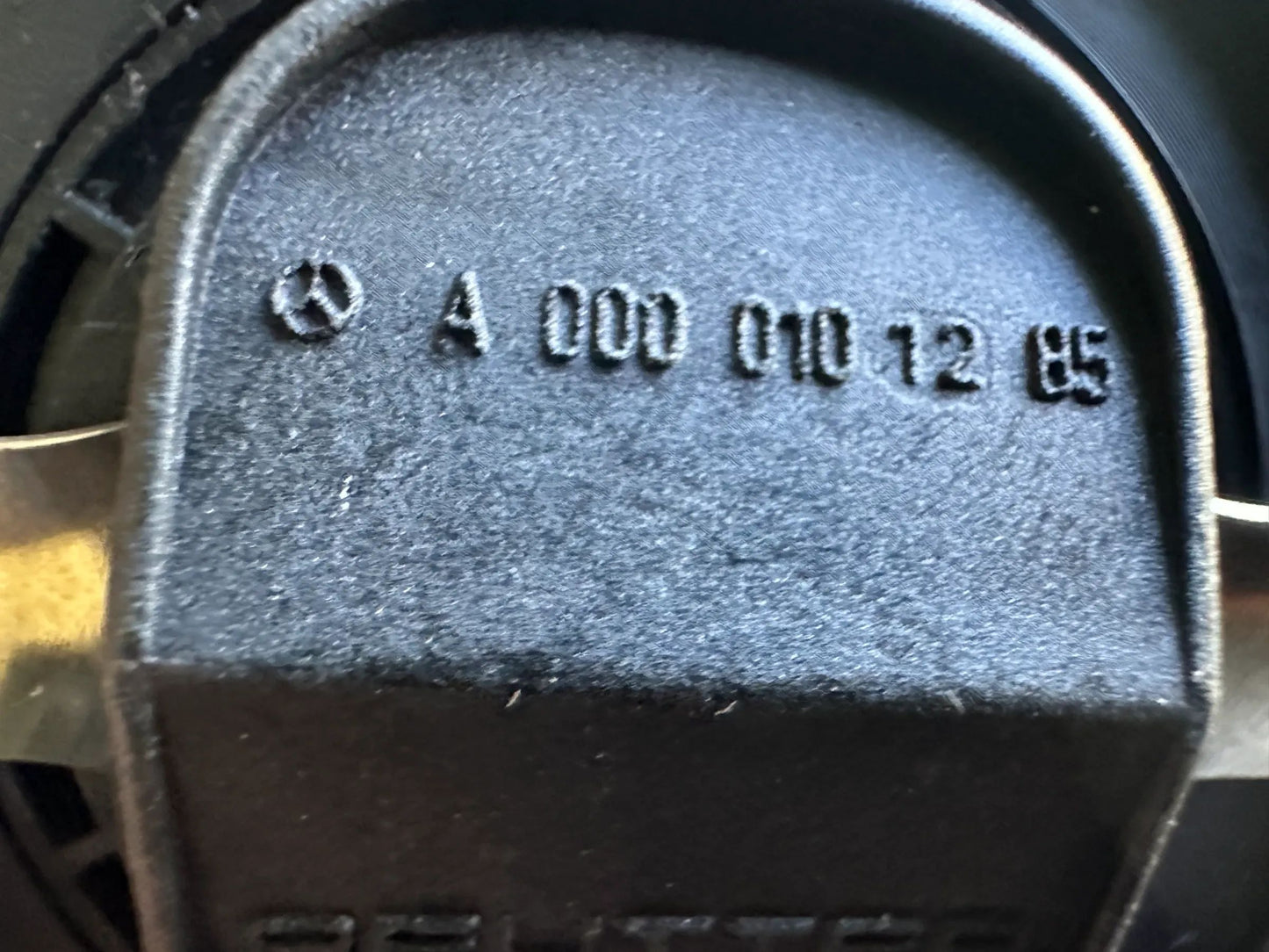 Original Mercedes-Benz Einfüllverschluss A0000101285 NEU