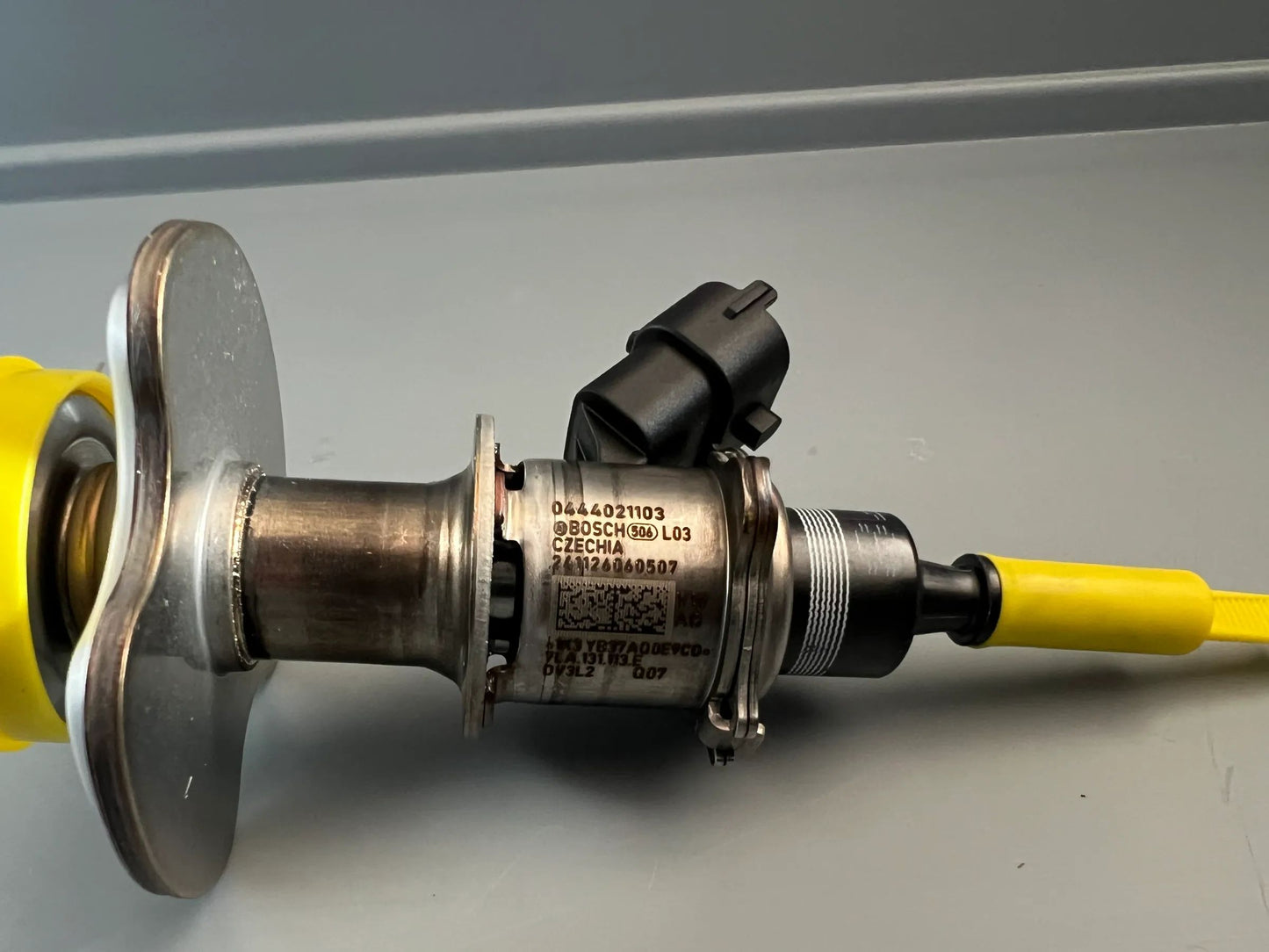 Original BOSCH/VW Einspritzdüse 0444021103 NEU