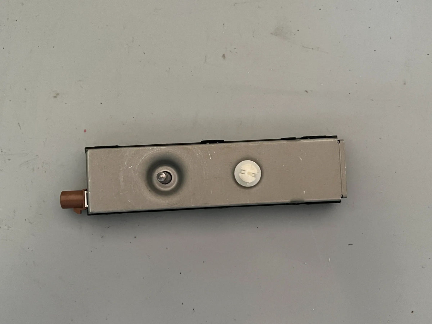 Original Mercedes-Benz W174/178 Antennenverstärker A1749056702 NEU