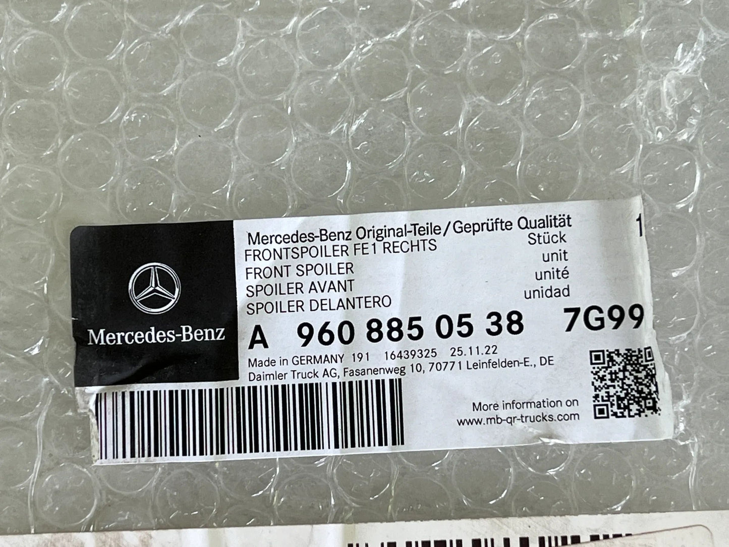 Original Mercedes-Benz Actros Frontstoßfänger rechts A9608850538 7G99