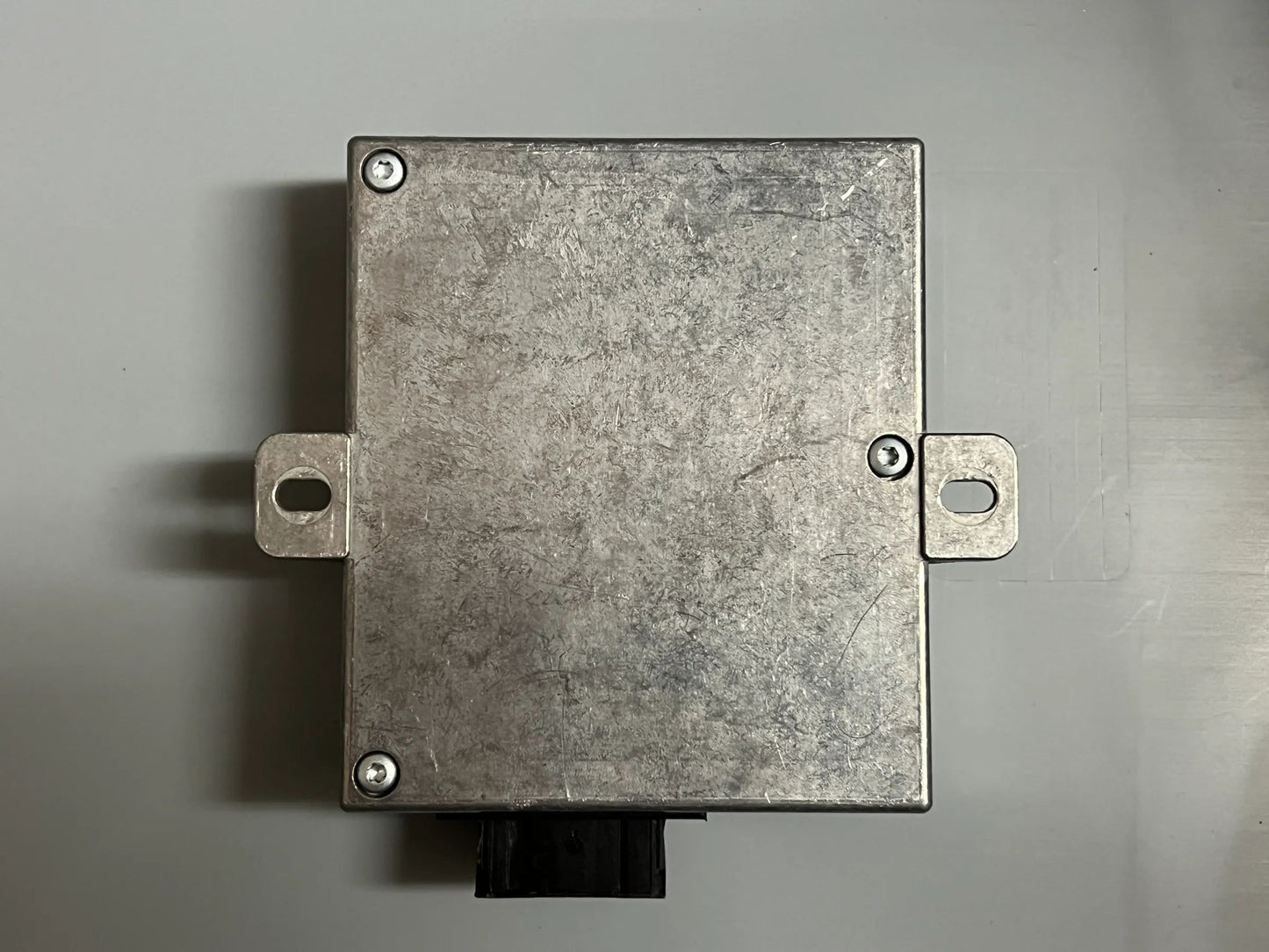 Original Mercedes-Benz Steuergerät GEGENSPRECHANLAGE HINTEN A2408208426 NEU