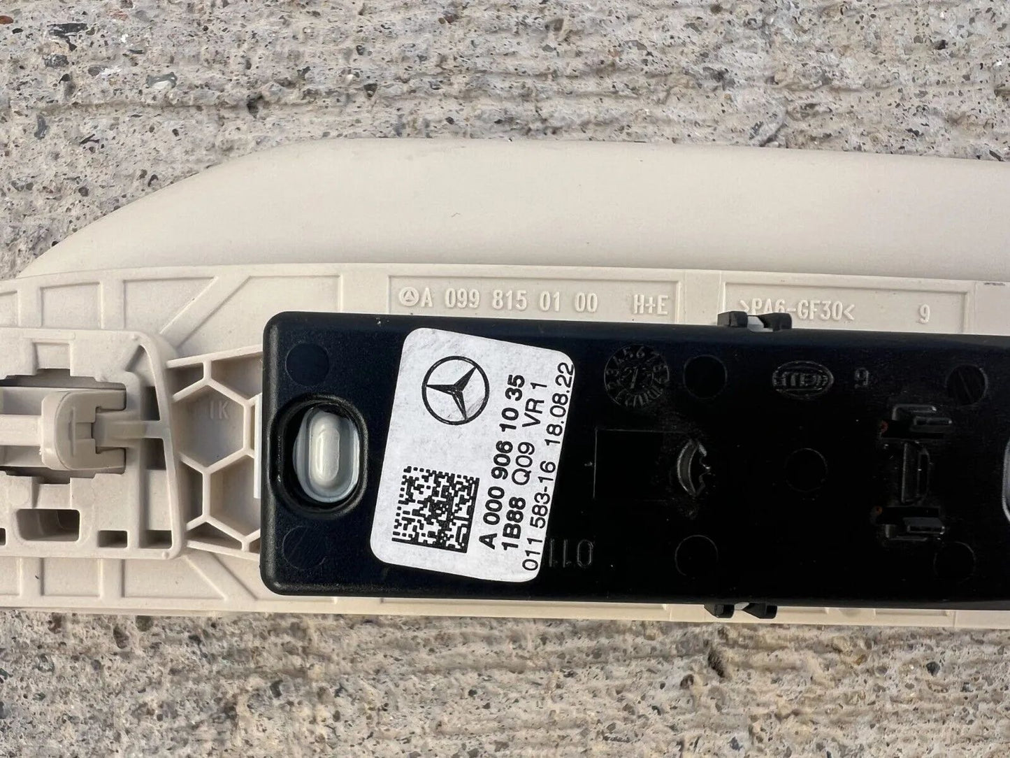ORIGINAL Mercedes Benz V-Klasse W447 Innenraumleuchte Haltegriff A0009061035