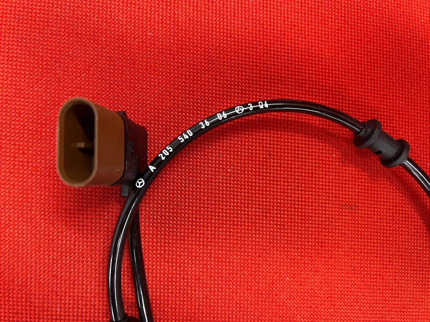 ORIGINAL Mercedes Benz W205 Kabel Dämpfer Vorderachse A2055403606 NEU