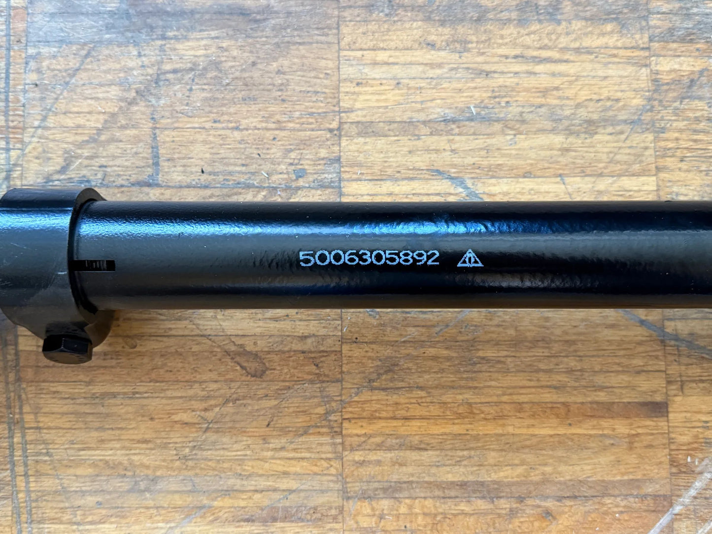 Original Iveco Lenker Schubstrebe 5006305892 NEU