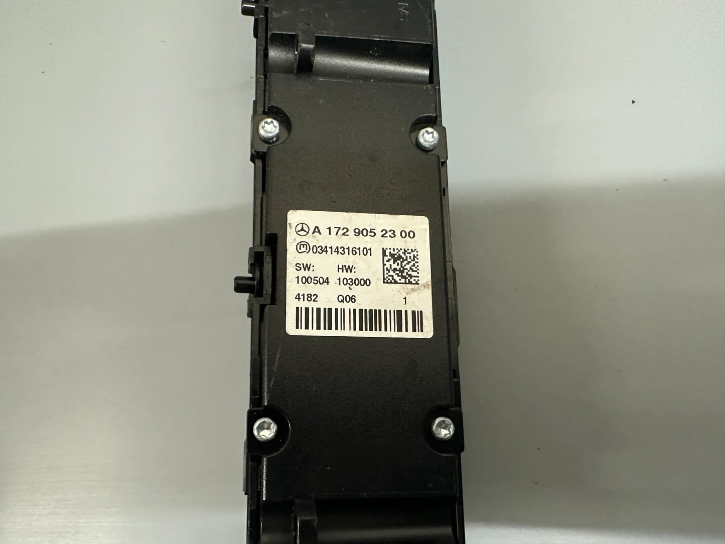 Original Mercedes Benz SLC/SLK R172 Schalter Oberes Bedienfeld A1729052300 NEU