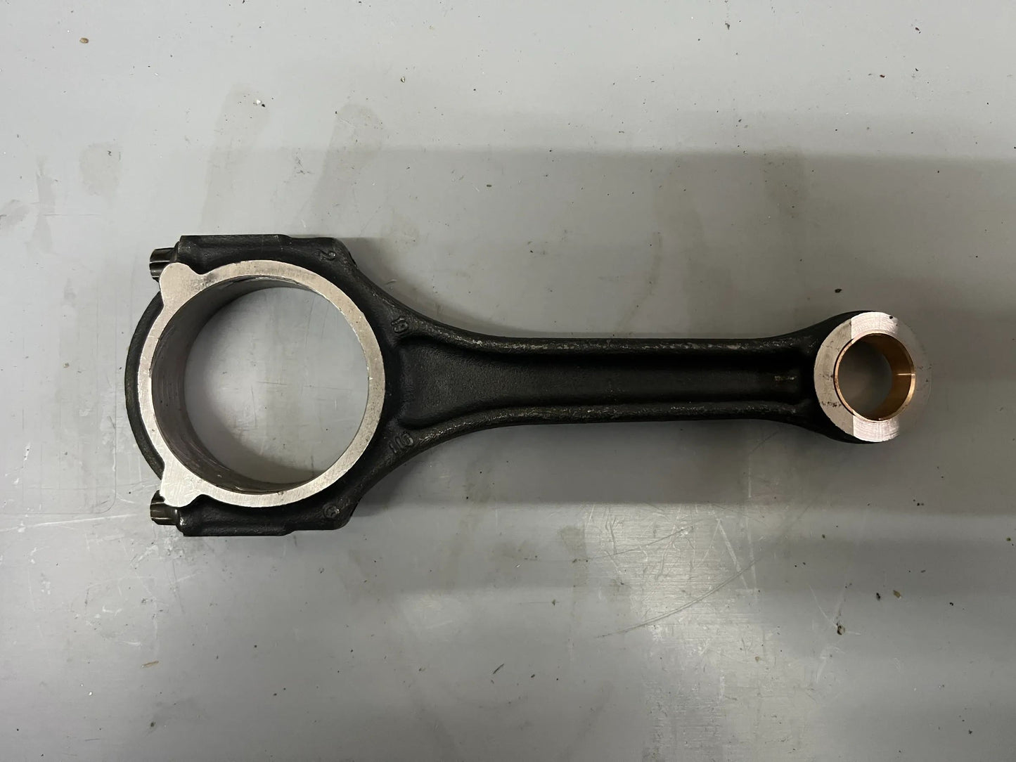 Original Mercedes-Benz Pleuelstange A2540300120 NEU