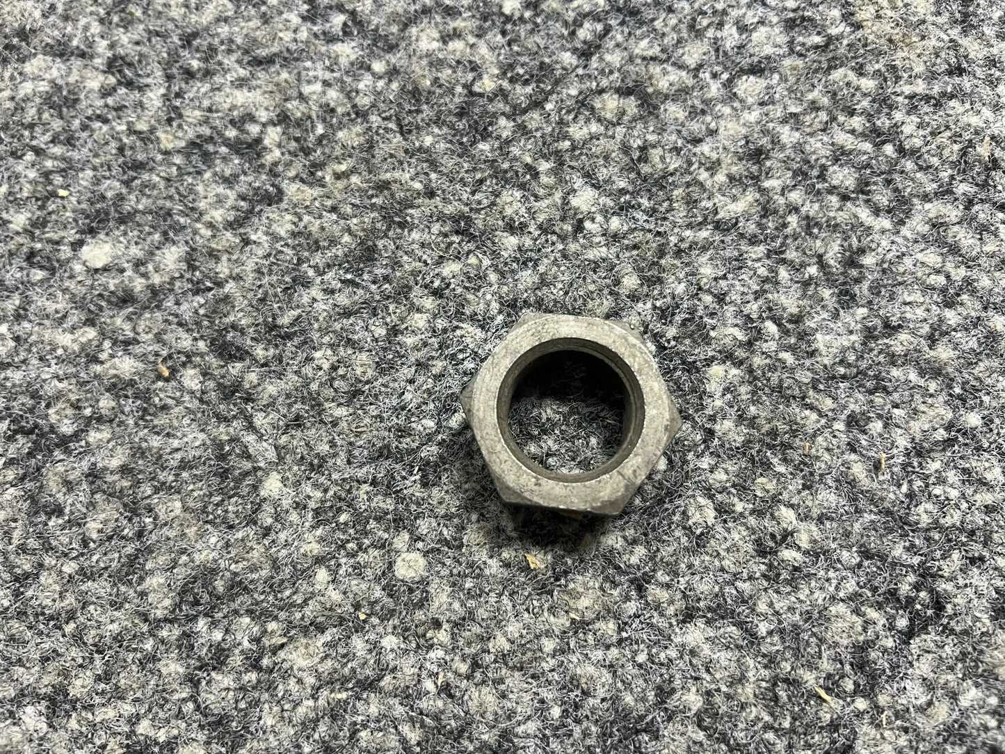 50 X Original Iveco Kronenmutter 1113280 NEU