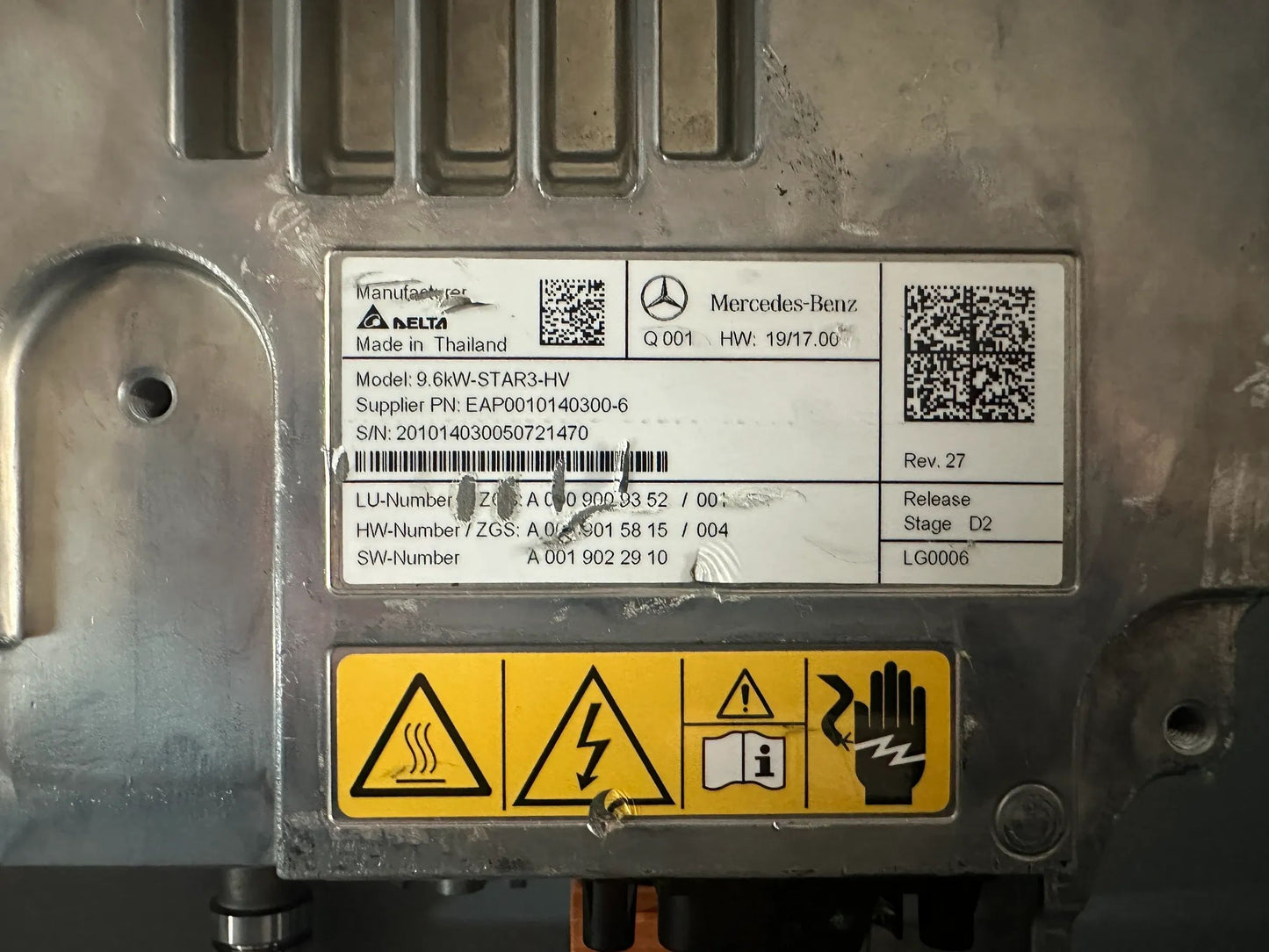 Original Mercedes Benz Steuergerät Batterieladung A0009009352 NEU