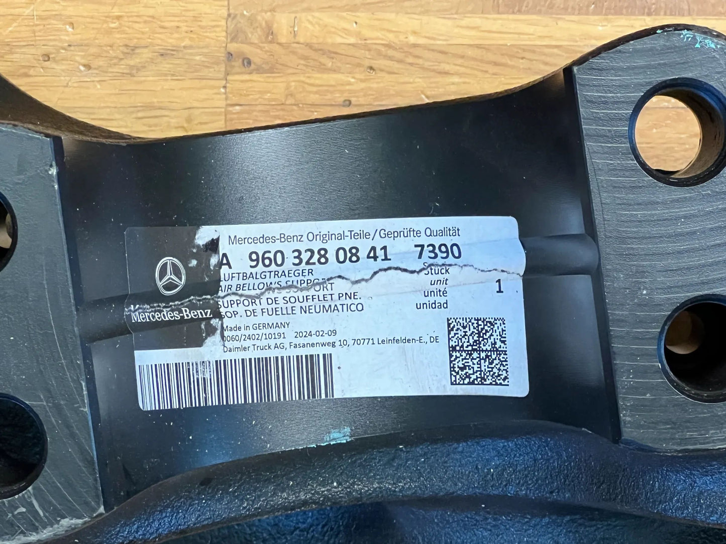 Original Mercedes-Benz Luftbalgträger A9603280841 NEU