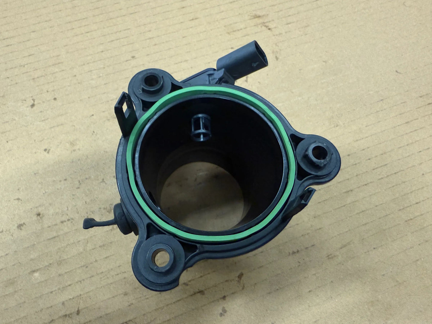 Original BMW Ladeluftrohr 8489560 13718489560 NEU