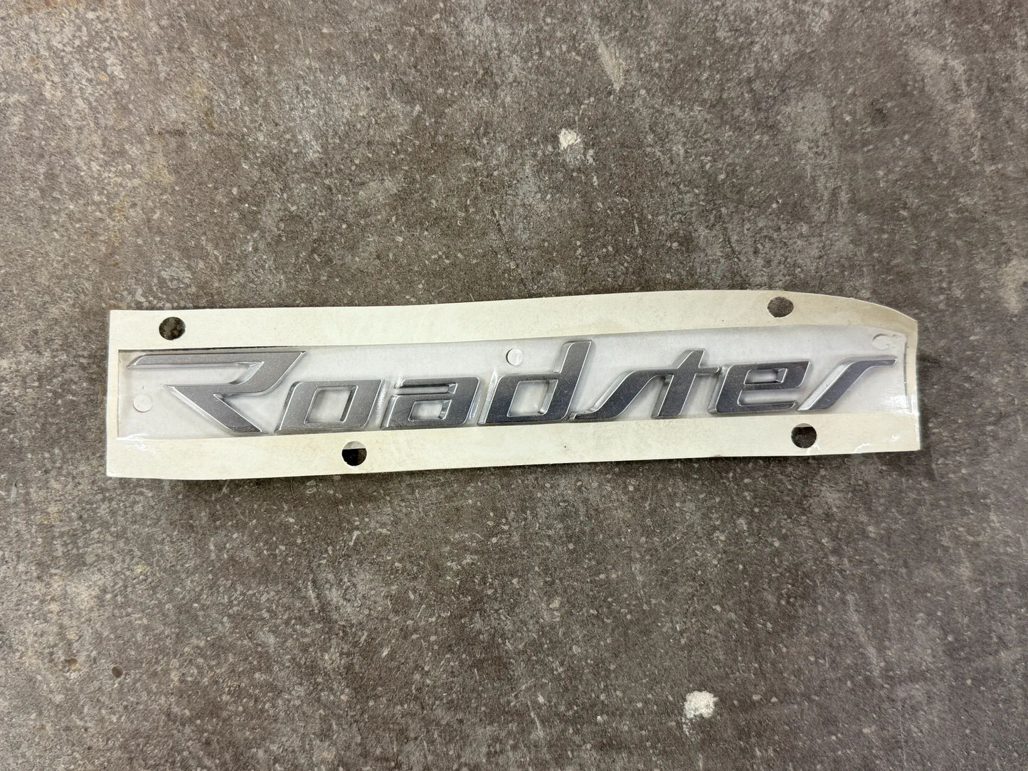 Original BMW i15 i8 Schriftzug Zierblende ROADSTER 748759 51177484759 NEU