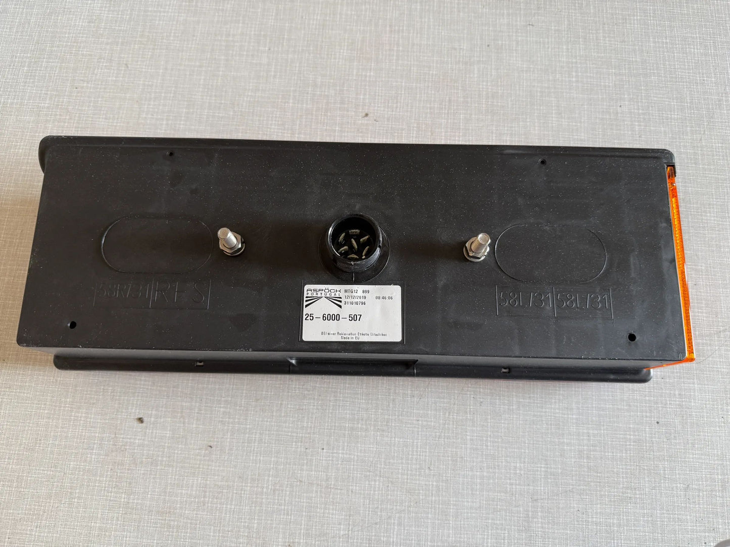 Original Herth+Buss Fahrzeugteile GmbH & Co. KG Heckleuchte links 83830047 NEU