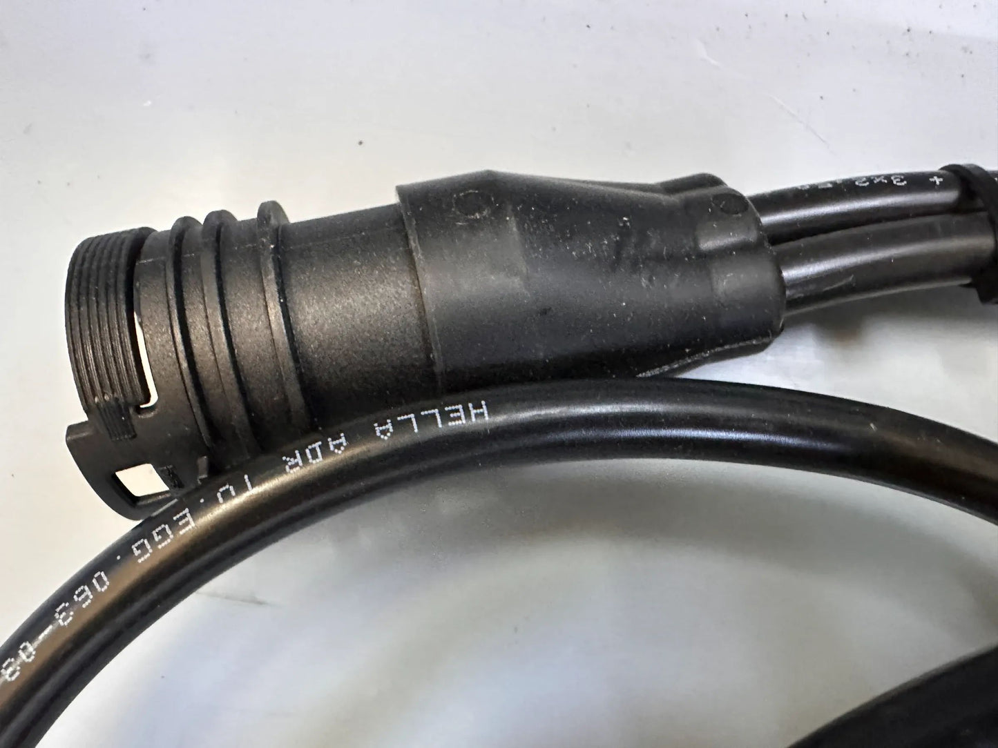 Original Hella Kabelsatz Heckleuchte 8KA 340 818-001 NEU