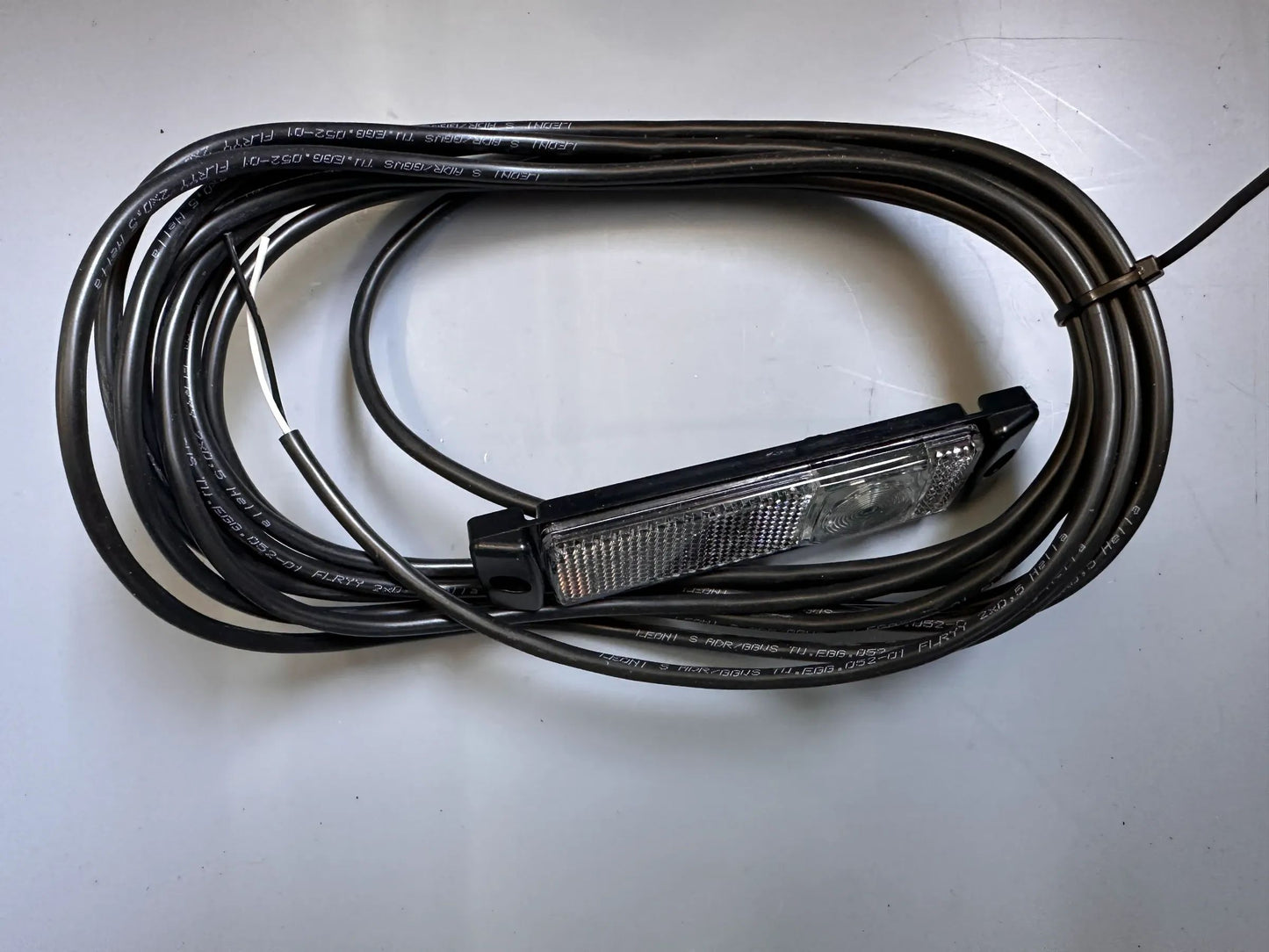 Original Hella Begrenzungsleuchte 2PG 008 645-961 NEU