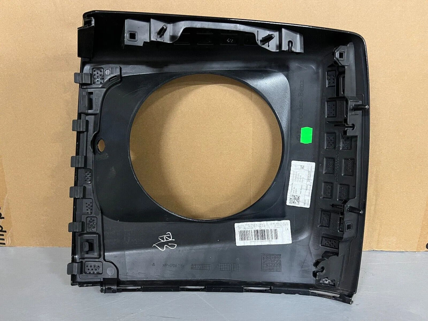 ORIGINAL Mercedes Benz G-Klasse W463 KühlerverkleidungA4638804302/4102/4202/4402