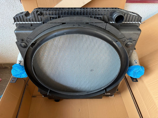 ORIGINAL Iveco Wasserkühler 41218105 NEU