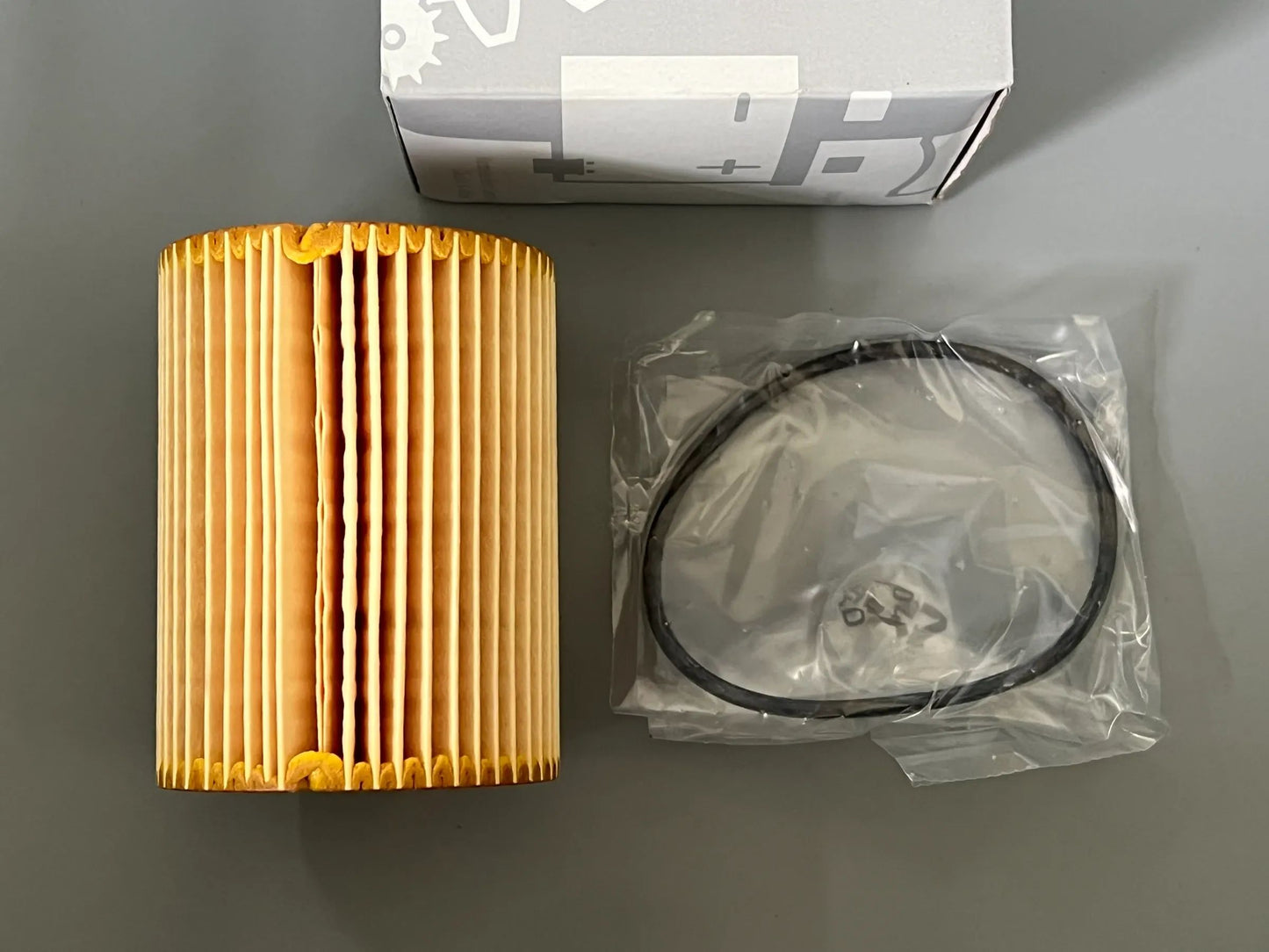 Original Mercedes-Benz Ölfilter A6421800009 NEU