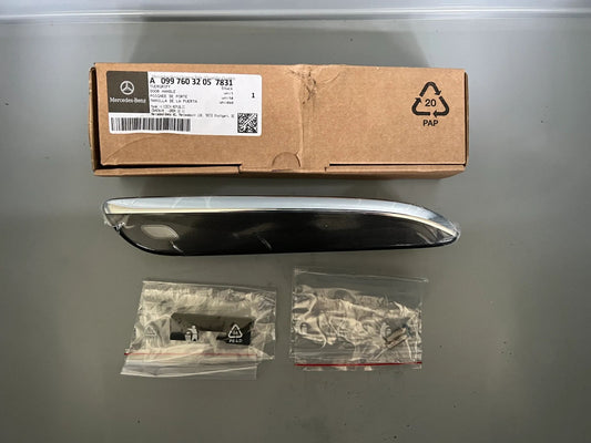 ORIGINAL Mercedes Benz Türgriff A0997603205 7831 NEU
