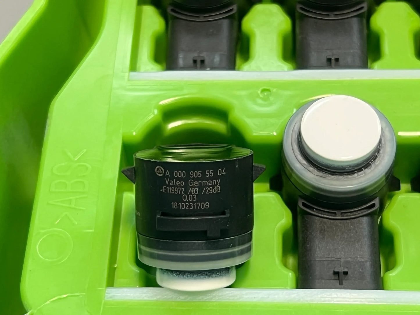 Original Mercedes Benz Parksensor PDC A0009055504 NEU