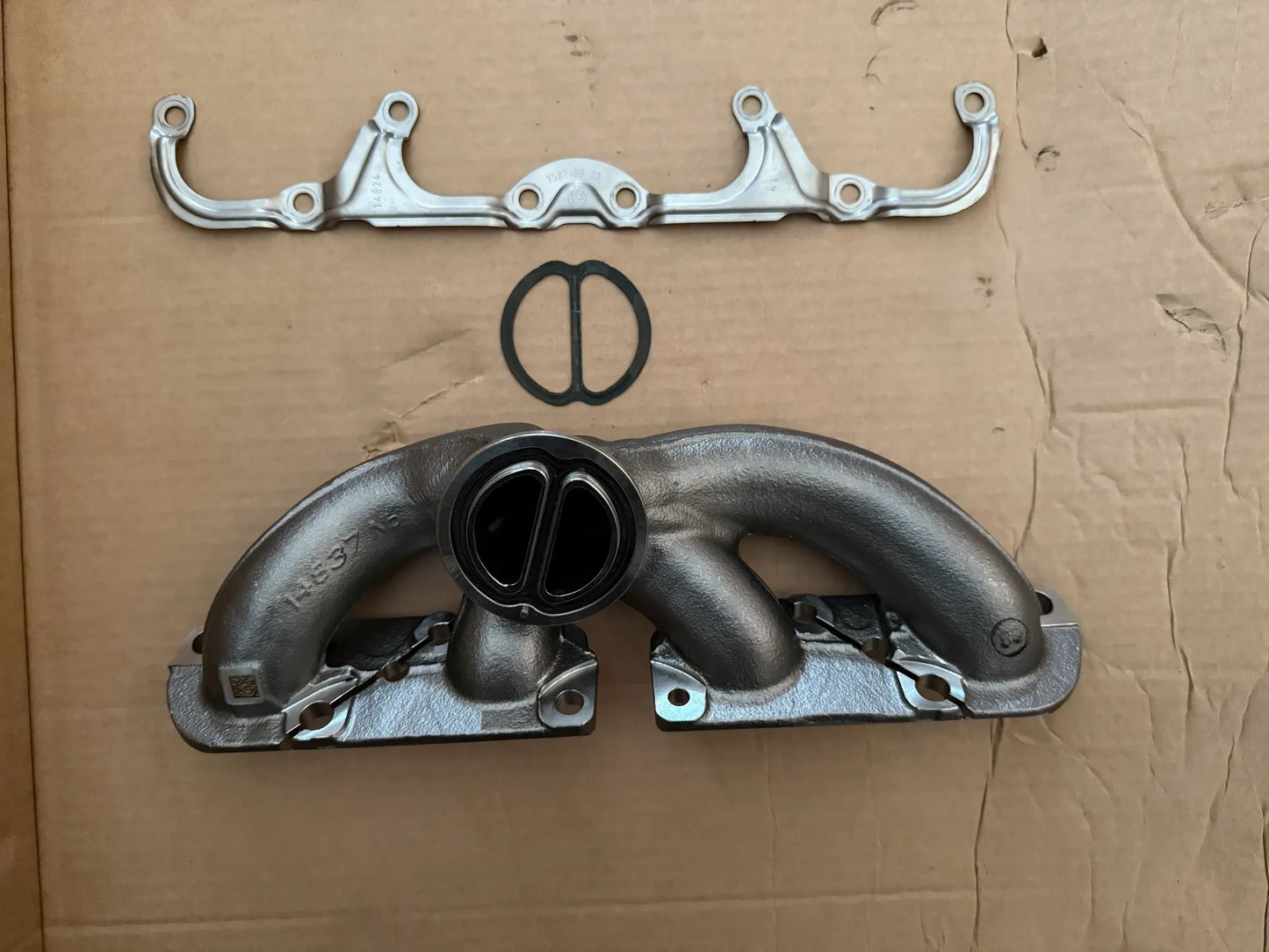 Original BMW Abgaskrümmer 5A4EF55 NEU